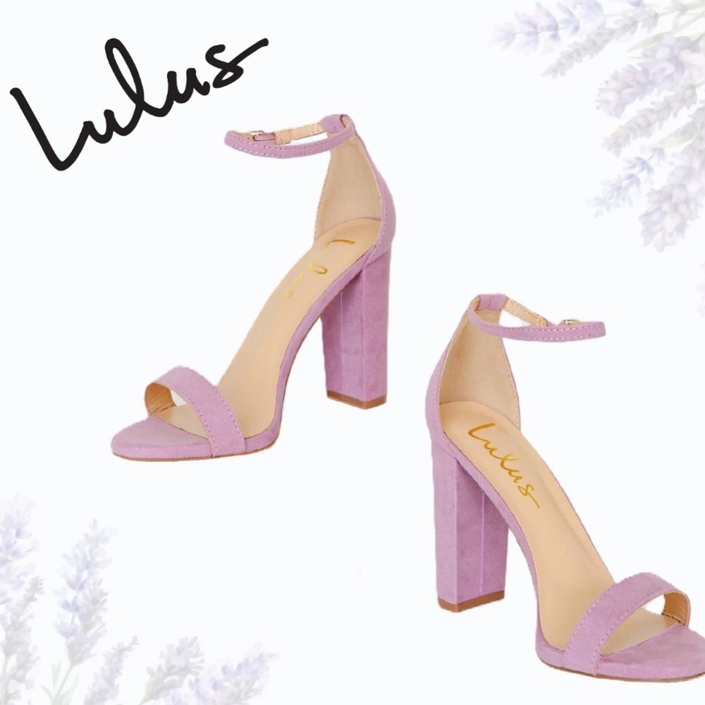 Lulus “Taylor”suede Ankle Strap chunky heel